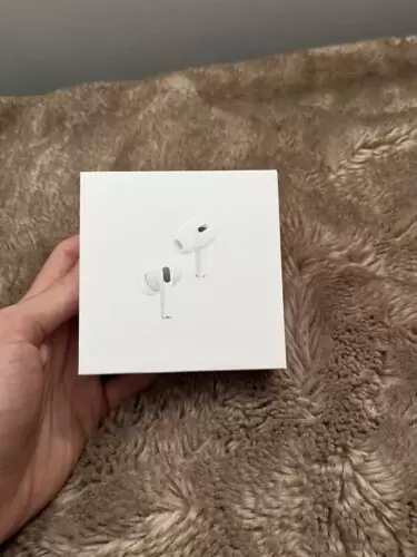 C $135.00 Apple Airpod Pro 2nd Generation (Factory Sealed) Brand new
